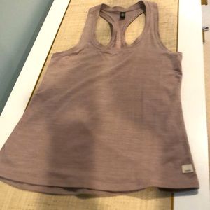 Vuori Heather Mauve racer back tank